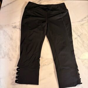 Joe Fresh Active Black Cropped Leggings